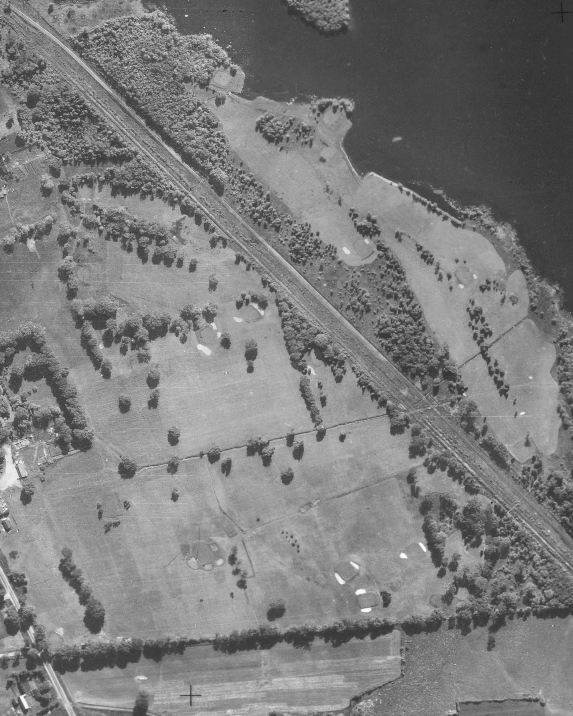 Château Cartier Golf Club, 1950